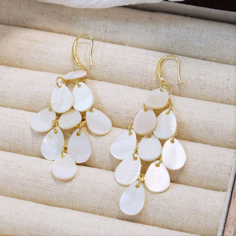 earrings for leisure