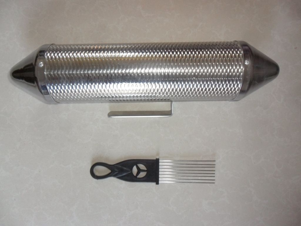 14798695988_1105695615