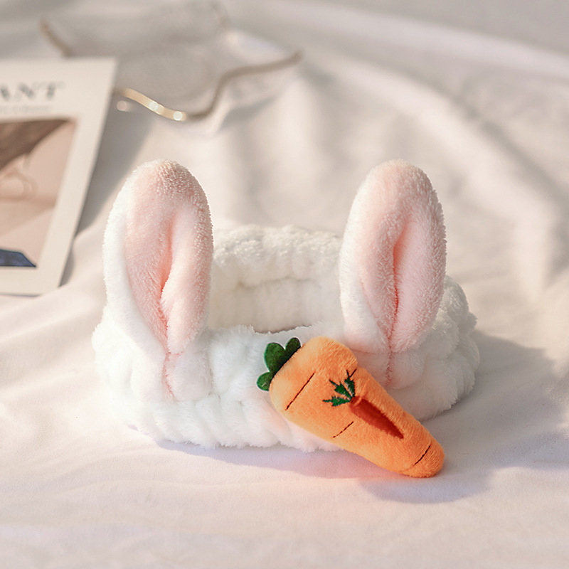 [Ventas directas de fábrica] lindo felpa estilo coreano mujeres máscara de maquillaje orejas de conejo banda de pelo de rábano
