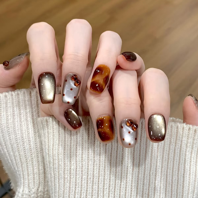 手工穿戴甲短款秋冬新款可爱Kitty猫眼波点晕染预制美甲甲片成品