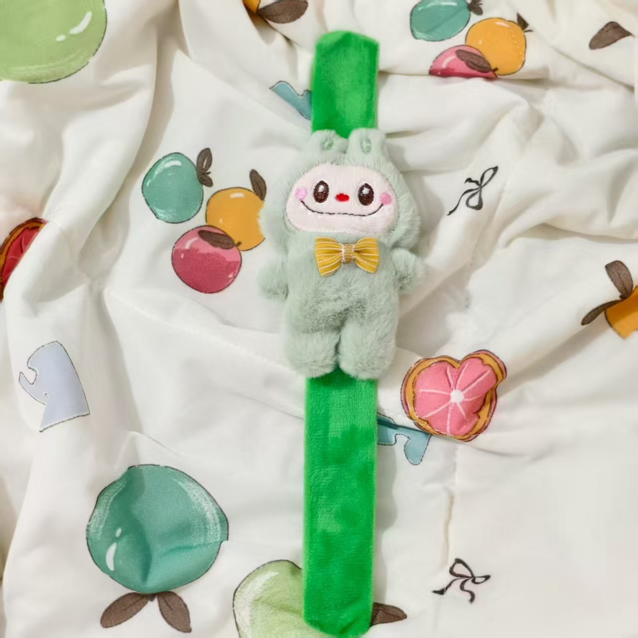 拉布布拍拍圈手环学生小礼品卡通啪啪圈手腕毛绒儿童幼儿园小礼物