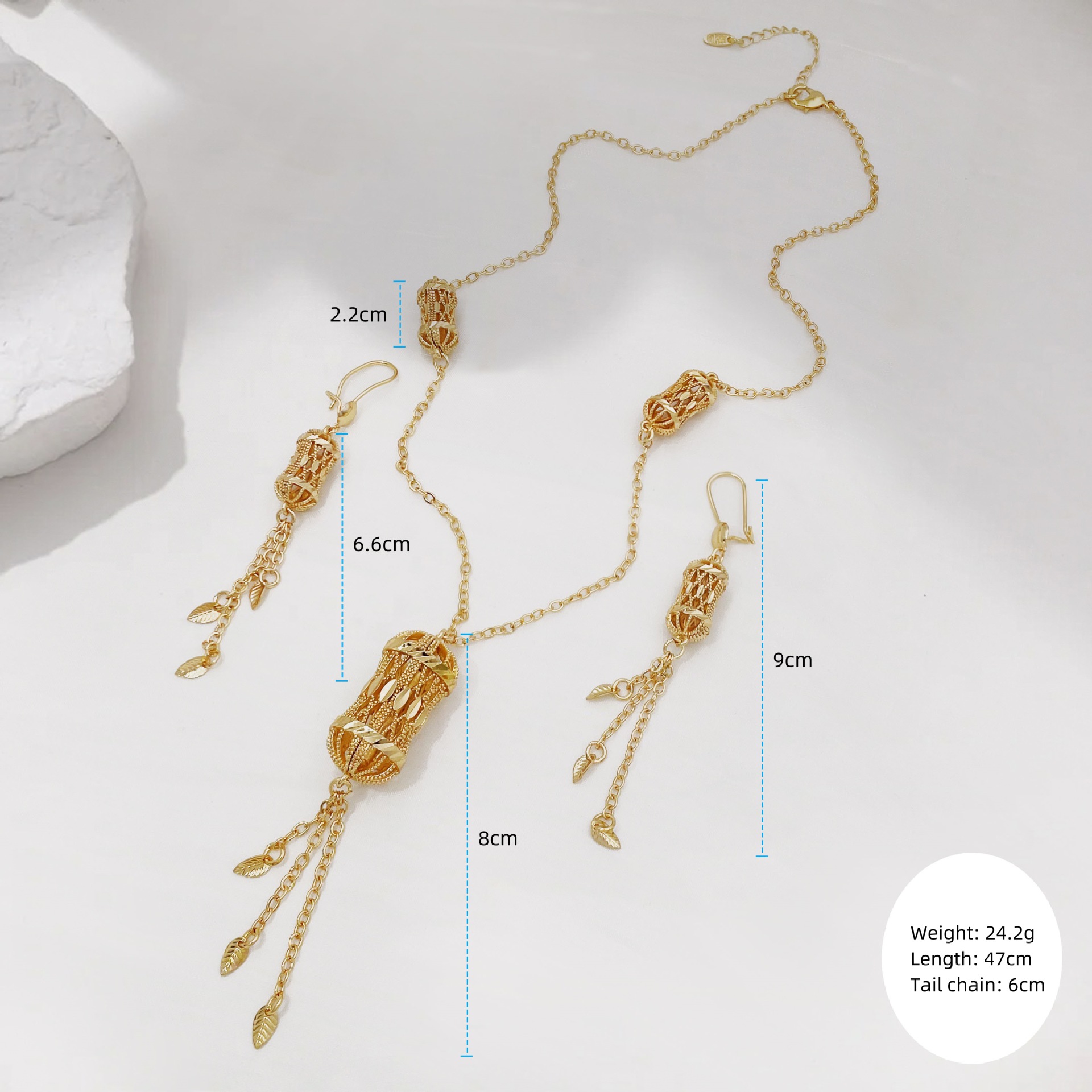 Cuerpos de cobre chapados en oro collar conjunto de joyas para mujeres opciones transfronterizas populares colgantes de orejas de dos piezas conjunto de joyas para mujeres image 4