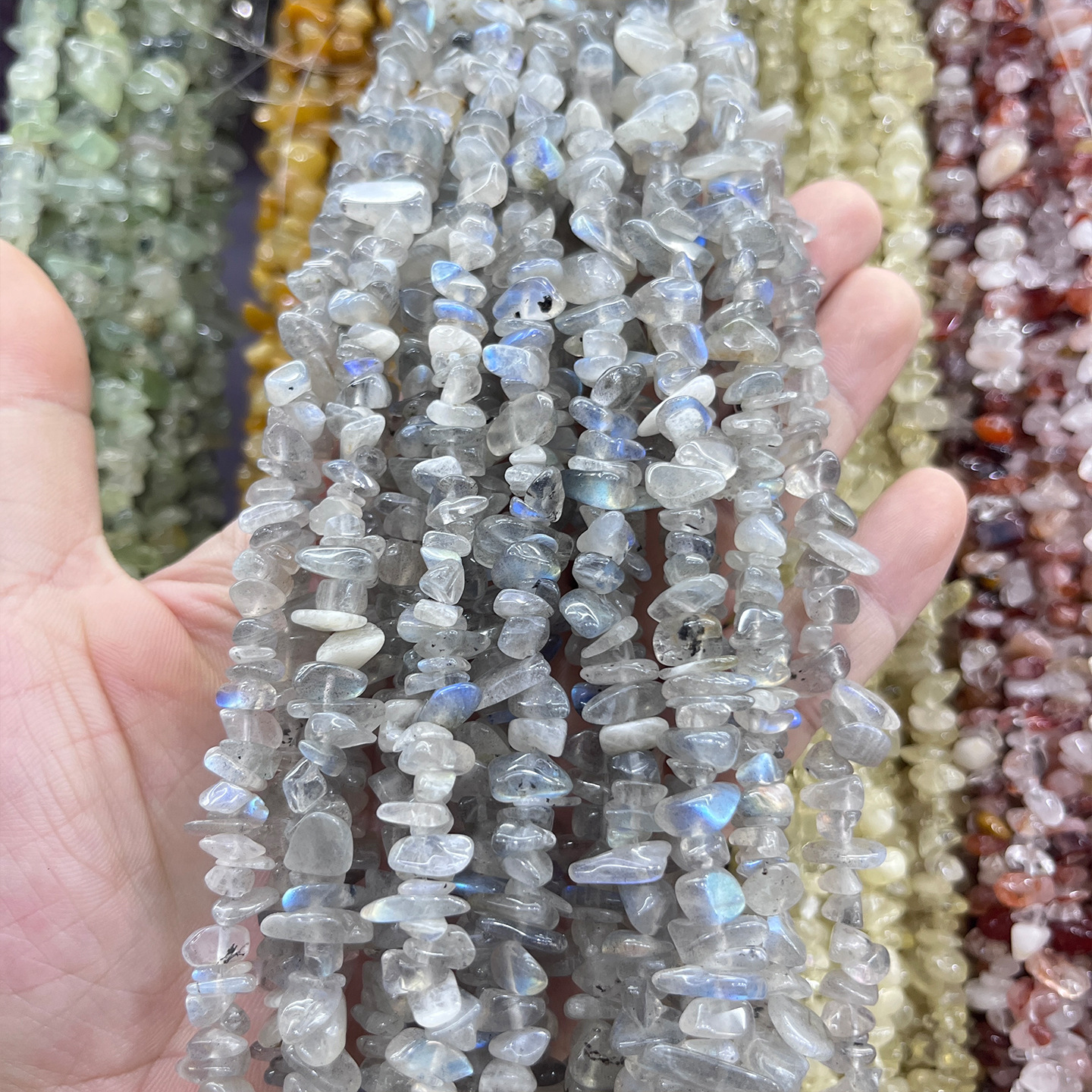 Natural gray moonlight glitter stone, one pack is about 80cm