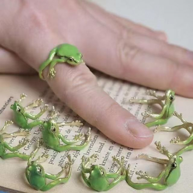 Personalized Green Funny Frog Ring Niche Design Cute European and American Style Fashion Ring Opening Adjustable Ring Personalized Green Funny Frog Ring Niche Design Cute European and American Style Fashion Ring Opening Adjustable Ring