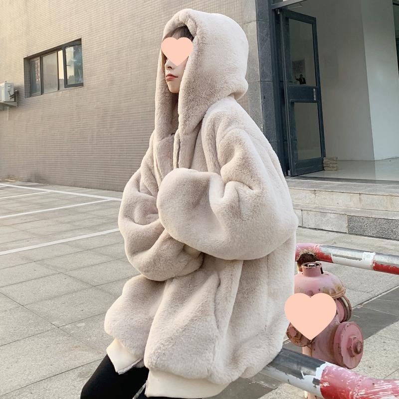 Korean style loose-fitting plush coat for women, winter style, faux rabbit fur, mid-length, plus size, thickened hooded coat.
