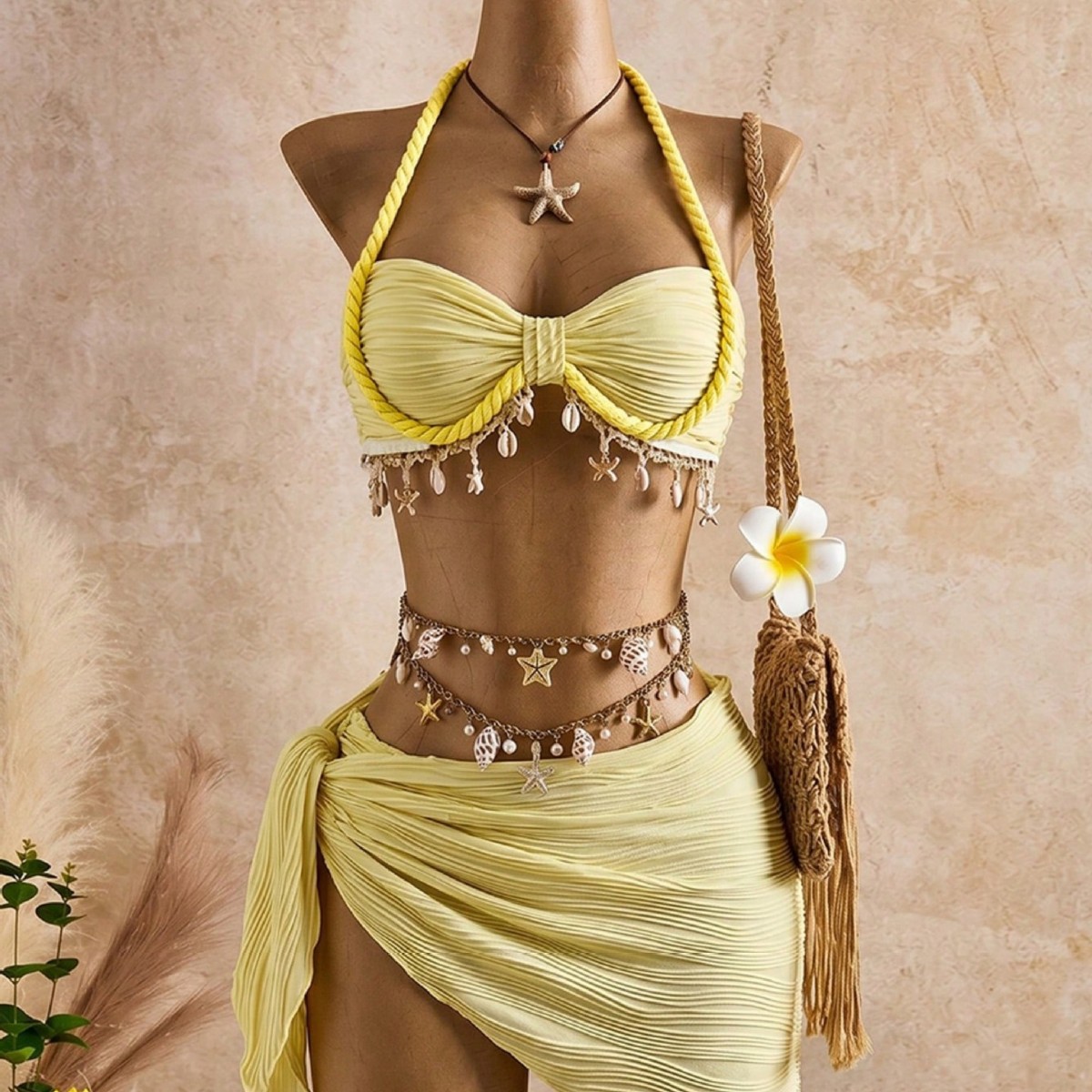 European and American Popular Hot-Selling Items in Stock: Women's Beach Vacation Two-Piece Swimsuit, Fashionable Three-Piece Set, Exclusively for Cross-Border E-Commerce Supply