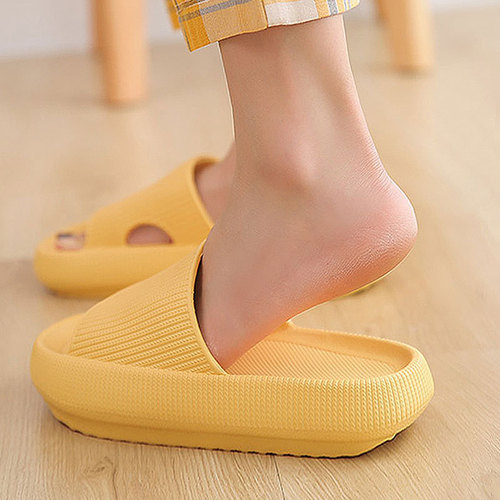 3.2CM thick-soled slippers for women with shit-stepping feeling, new summer couple EVA home heightening soft-soled bathroom slippers for men