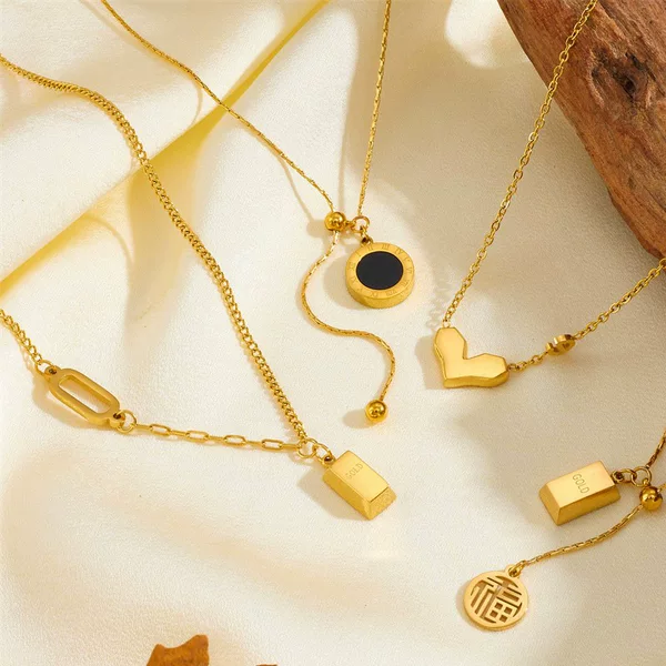 [full body] titanium steel Chinese style lucky word rich fortune necklace women plated 18K gold non-fading summer clavicle chain