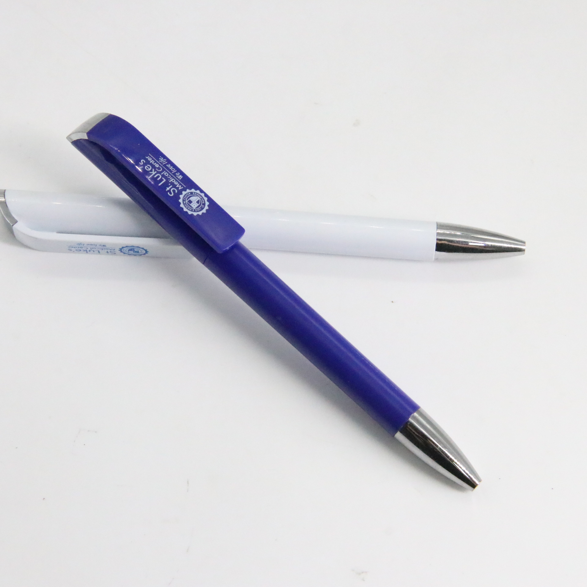 Rotary plástico bala recarga láser logotipo Oficina suministros de escuela fábrica al por mayor publicidad pluma firma pluma