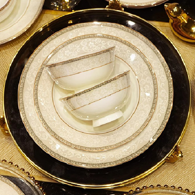 Dish Set Household Gifts New Light Luxury High Temperature Bone China Tableware Jingdezhen Housewarming Ceramic Dishes Wholesale Dish Set Household Gifts New Light Luxury High Temperature Bone China Tableware Jingdezhen Housewarming Ceramic Dishes Wholesale