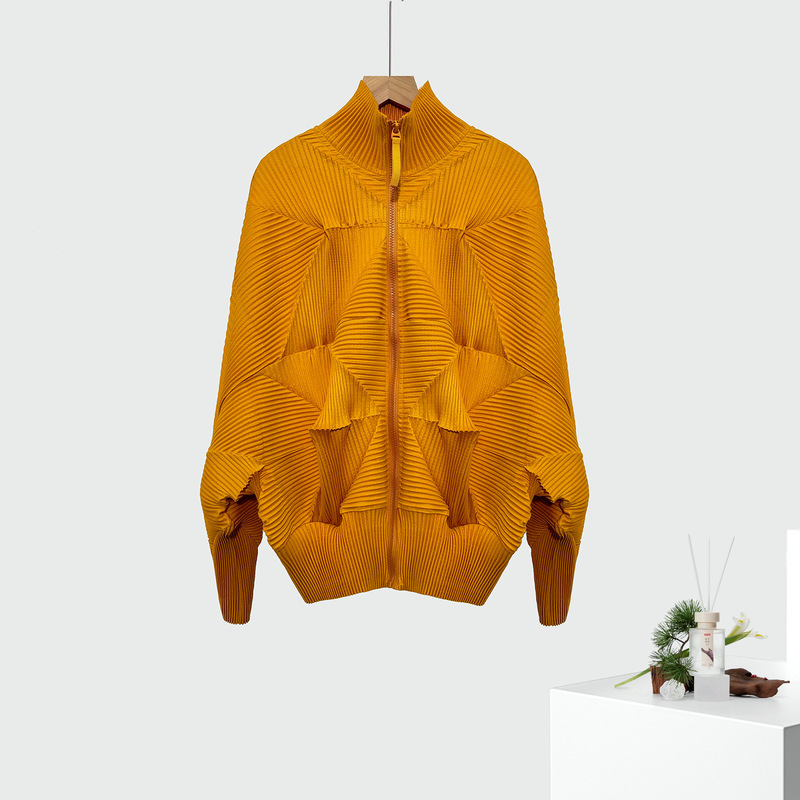 Miyake Sweatshirt Jacket Women's Autumn and Winter 2025 New Popular Loose Slim Fashion Casual Versatile Zipper Cardigan Top