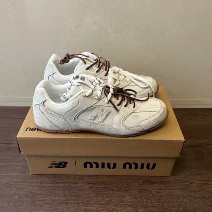 Putian Miumiu Collaboration Nb530 Casual Sports Non-Slip Lightweight Versatile Running Shoes for Men and Women, Same Style for Couples