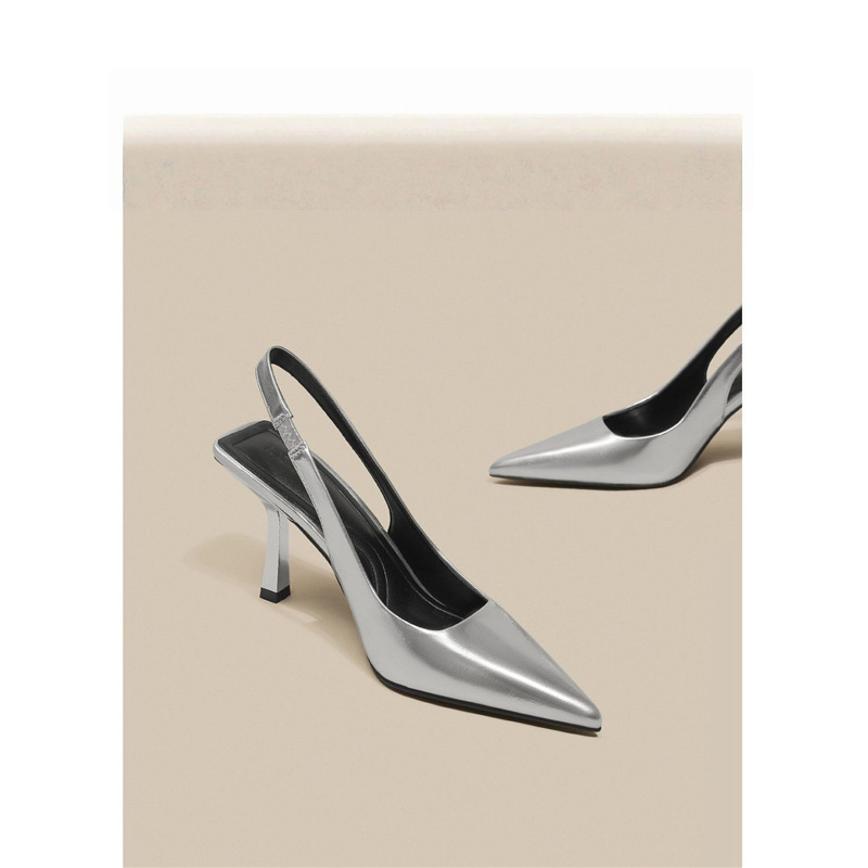 High-End French-Style High-Heeled Shoes for Women with a Simple Pointed Toe and Shallow Opening, Elegant Silver-Colored Closed-Toe Sandals High-End French-Style High-Heeled Shoes for Women with a Simple Pointed Toe and Shallow Opening, Elegant Silver-Colored Closed-Toe Sandals