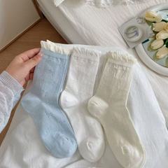 靴下の女性春夏の薄いタイプの透かし彫りの中筒の靴下の蝶結びのバレエの風の女性の靴下のかわいいアンドロメダの泡の口の山の靴下