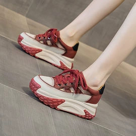 女式休闲单鞋;女式皮靴;厚底凉鞋