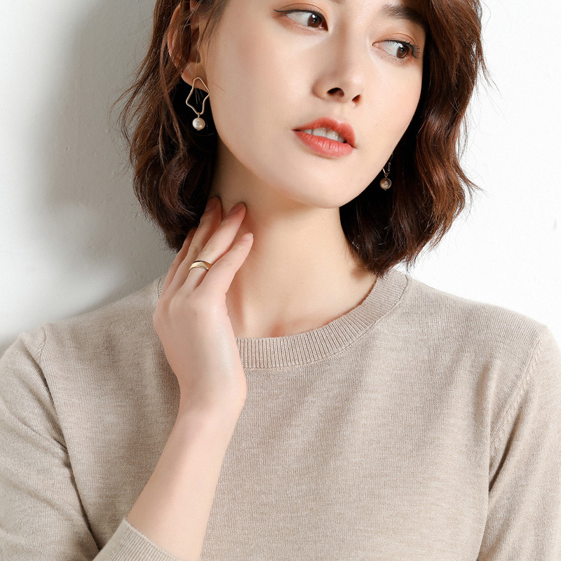 Knitted Short-Sleeve Top, Spring and Autumn New Style, Low Round Neck, Women's Inner Wear, Korean Style, Long-Sleeve, Loose Fit, Plus Size, Stylish