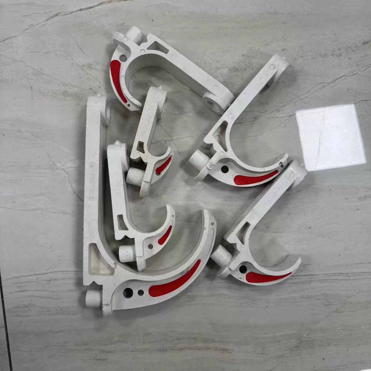 Горный кабель крюк GL-PVC68 огнестойкий изоляционный пластиковый крюк крюк кабель крюк