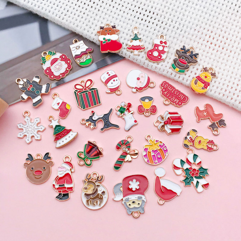 30種類のクリスマスツリーを混ぜた老人雪花ヘラジカ滴油合金ペンダント手作りdiyペンダントアクセサリー|undefined