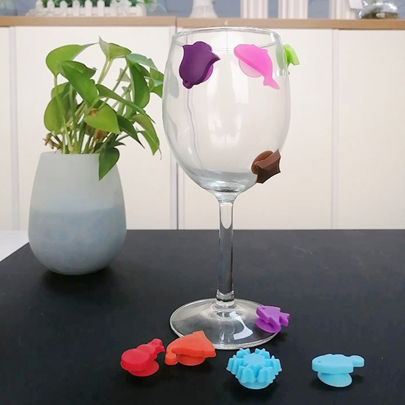 创意硅胶酒杯标贴红酒杯标识器 红酒杯标记酒店派对用品工厂定 制