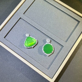 吊坠;项链;戒指