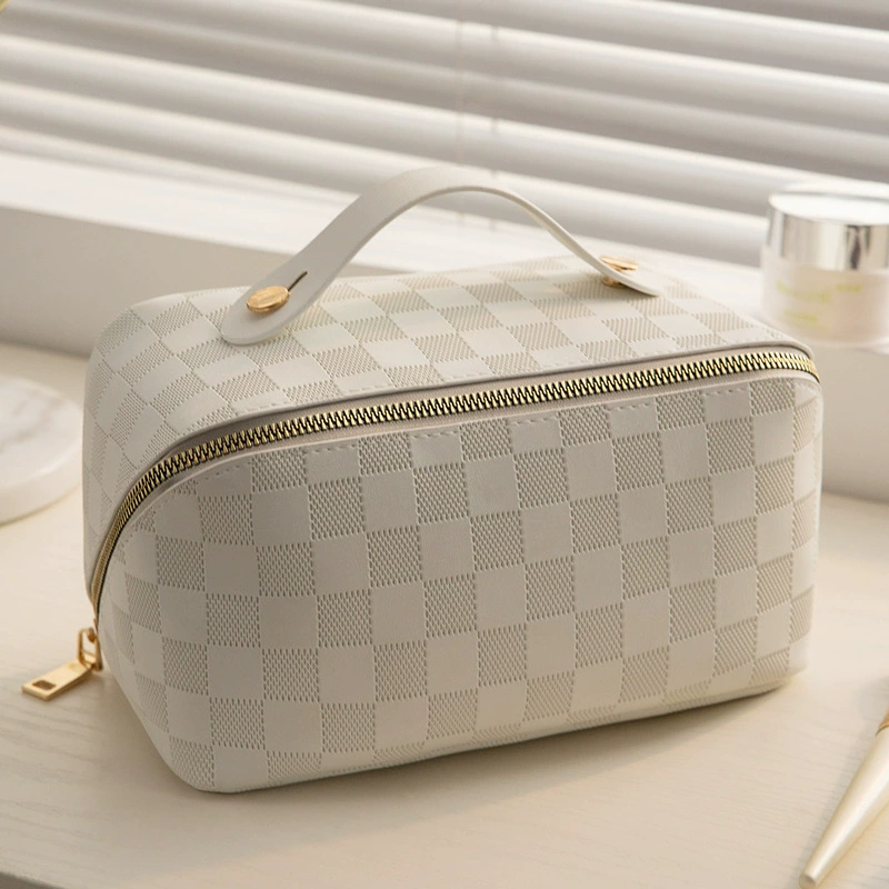 Дорожная косметичка-подушка вместительная, брендовое органайзер-сумка в руке, для путешествий, популярный в сети стиль