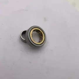 圆柱滚子轴承;深沟球轴承