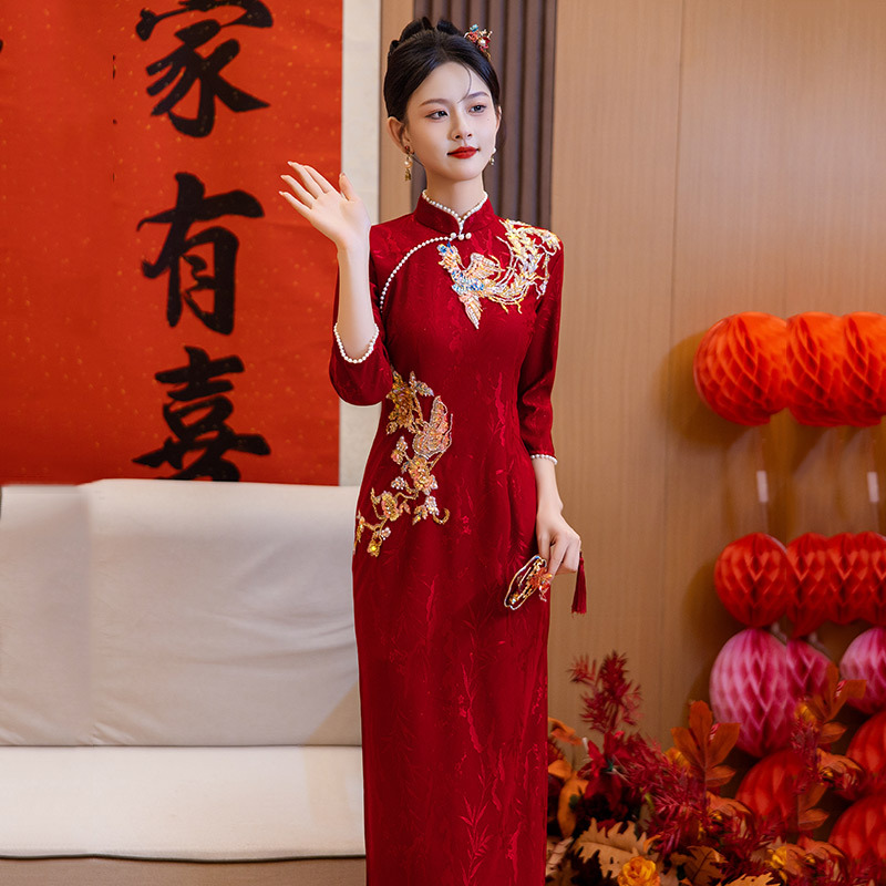 Embroidered Red Modified Cheongsam 2024 New Style Women's New Chinese Retro Wedding Engagement Bridal Toasting Suit Spring and Autumn Wear 