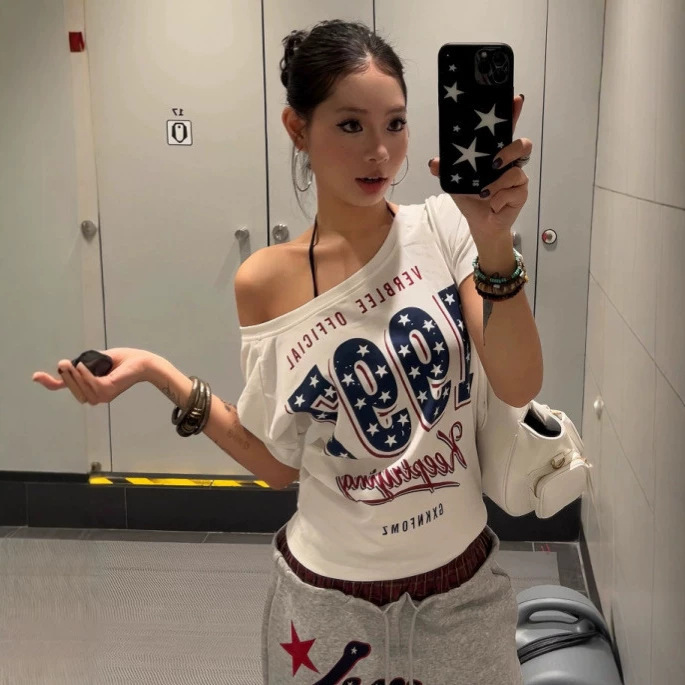 Cross-border design one-shoulder short-sleeve T-shirt for women, summer American retro print, slim-fit casual top for women