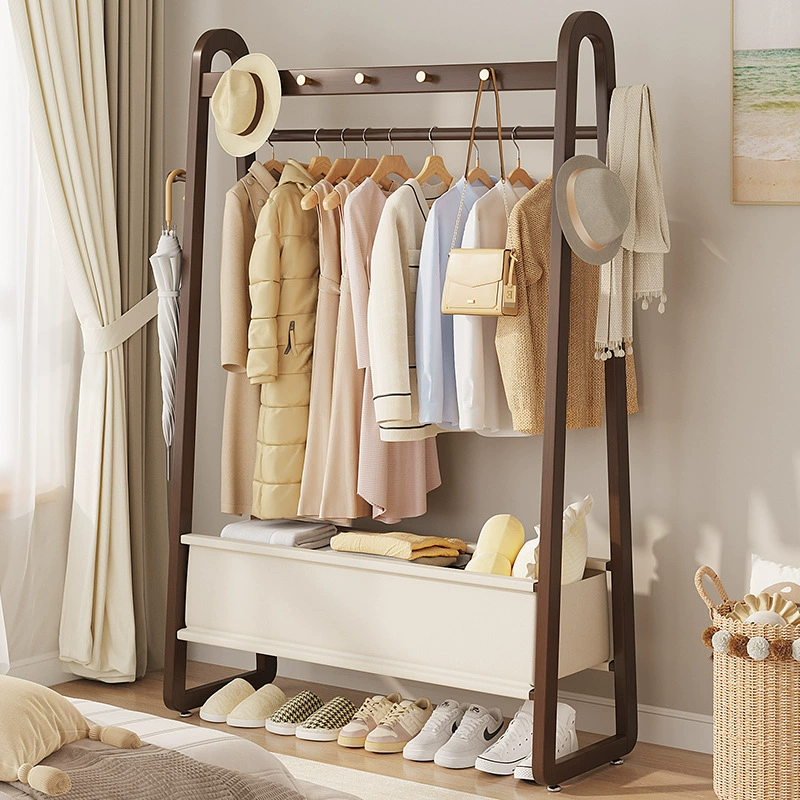 Вешалка для одежды Напольная лампа для спальни Роскошная вешалка для дома Многофункциональная современная простая домашняя вешалка для хранения вешалка для одежды