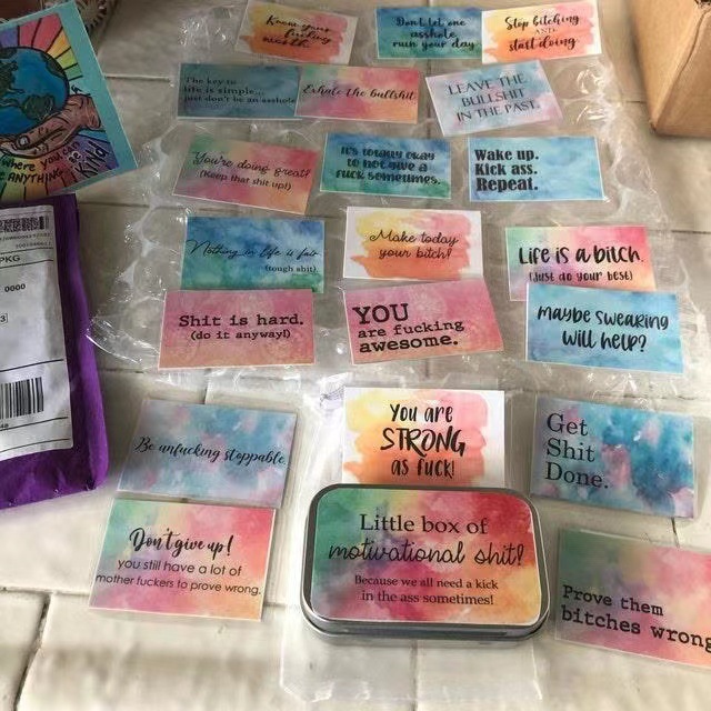 2022 europeo y americano caliente nueva diversión alentador conjunto de tarjetas de felicitación personalizada caja de dulces tarjeta de felicitación de regalo de inspiración