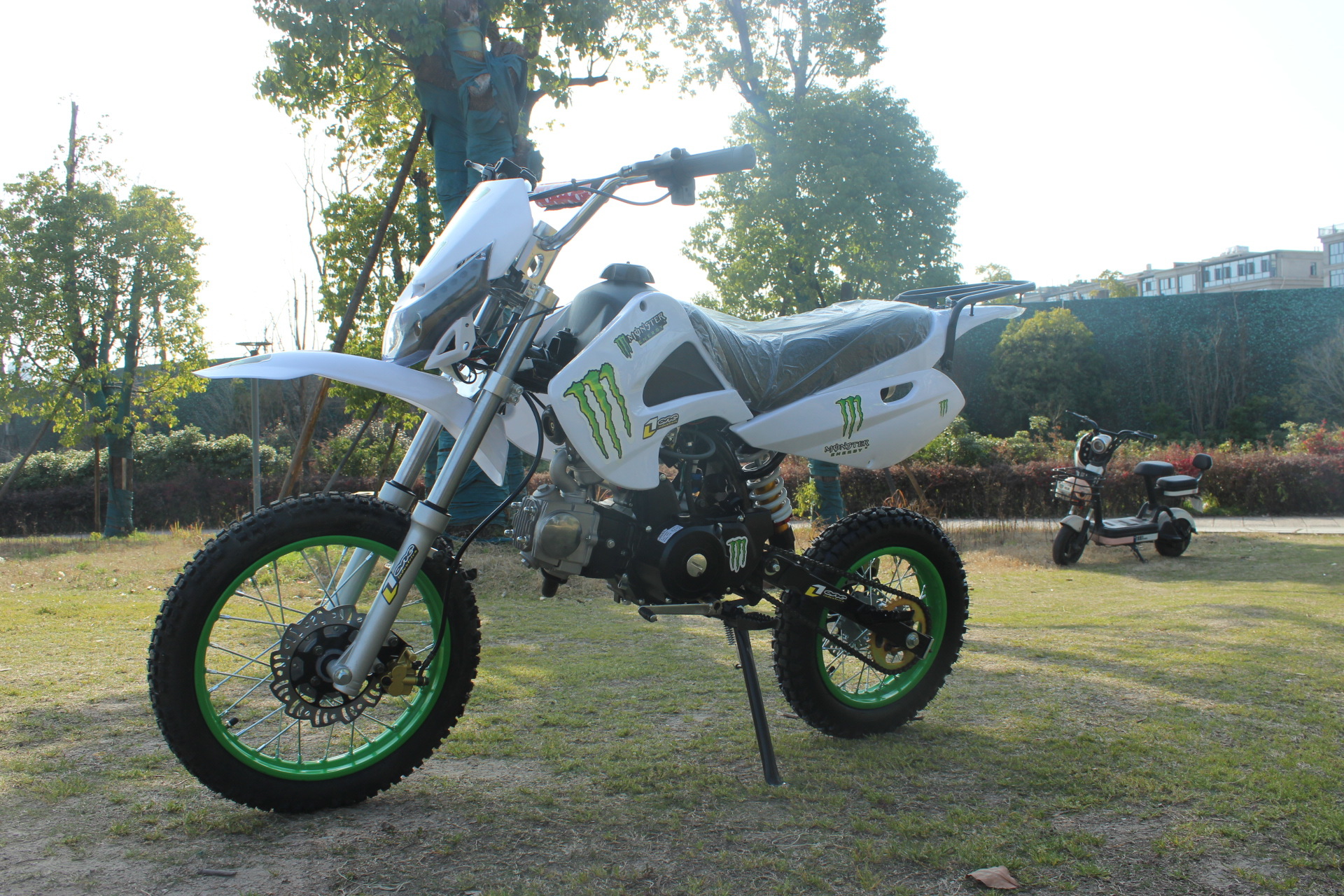 125Cc All-Terrain Vehicle, Off-Road Vehicle, Mountain Dirt Bike, Directly Supplied from the Manufacturer, Typical Models for Teenagers/Children