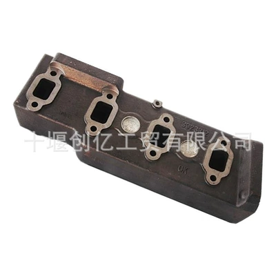 Exhaust manifold marine engine wet