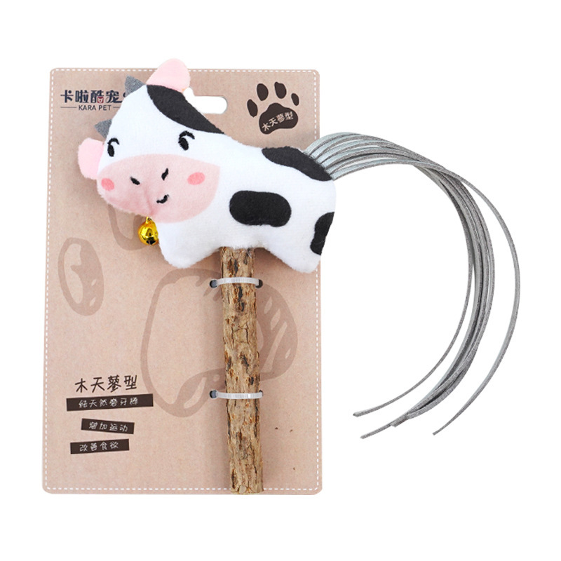 猫のおもちゃは猫の棒をからかいます。|undefined