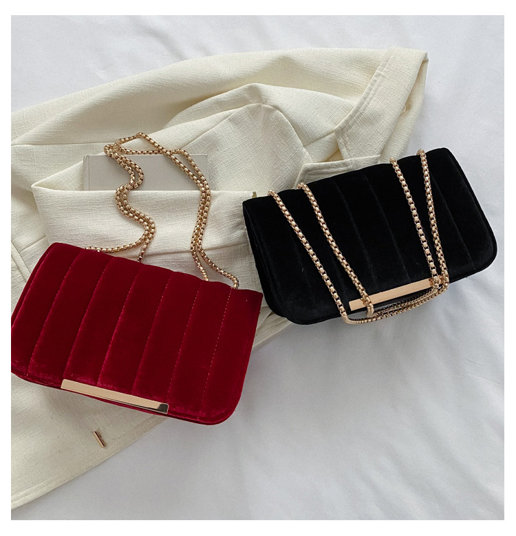 Women's Small All Seasons Pu Leather Solid Color Elegant Square Flip Cover Shoulder Bag Square Bag Chain Bag display picture 5