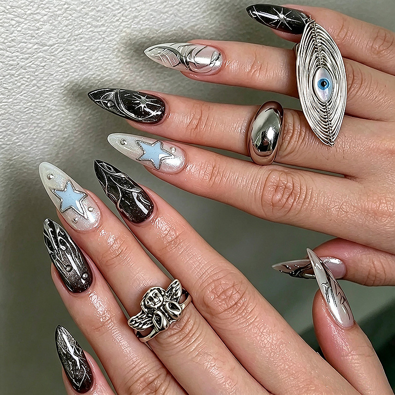 30 pieces of black and white star press-on nails with metallic silver lines, finished nail art pieces, fake nails, wholesale metallic nail pieces 30 pieces of black and white star press-on nails with metallic silver lines, finished nail art pieces, fake nails, wholesale metallic nail pieces