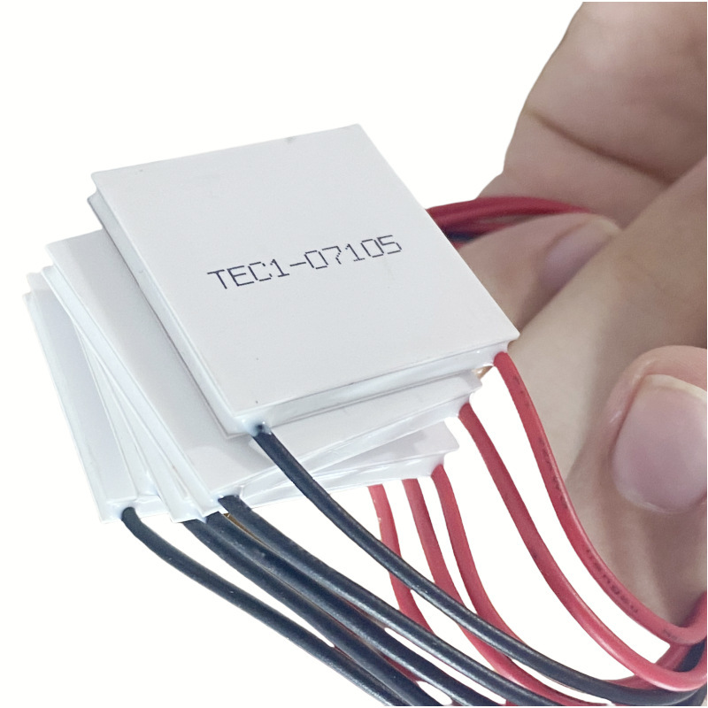 半導体電子冷凍シートTEC1-07105 8.4Vダブルリチウム電池給電凝縮器30*30 * 3.8mm|undefined