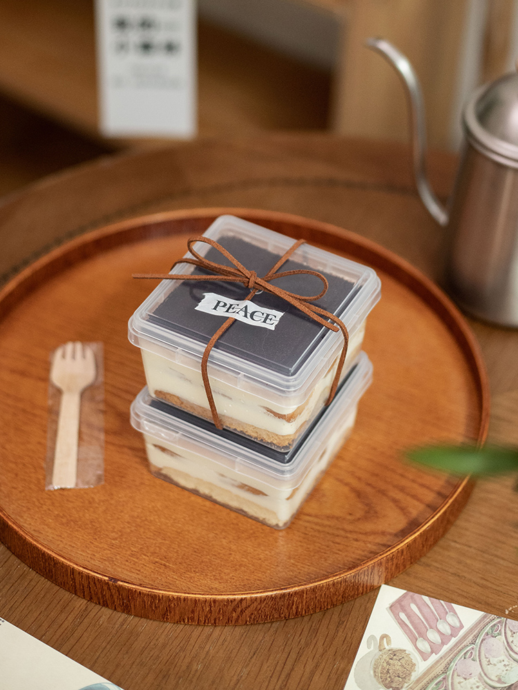 Caja de postres de la marca en línea, mousse, yogur frito, frutas pescadas, crema vieja, caja de embalaje de pastel horneado