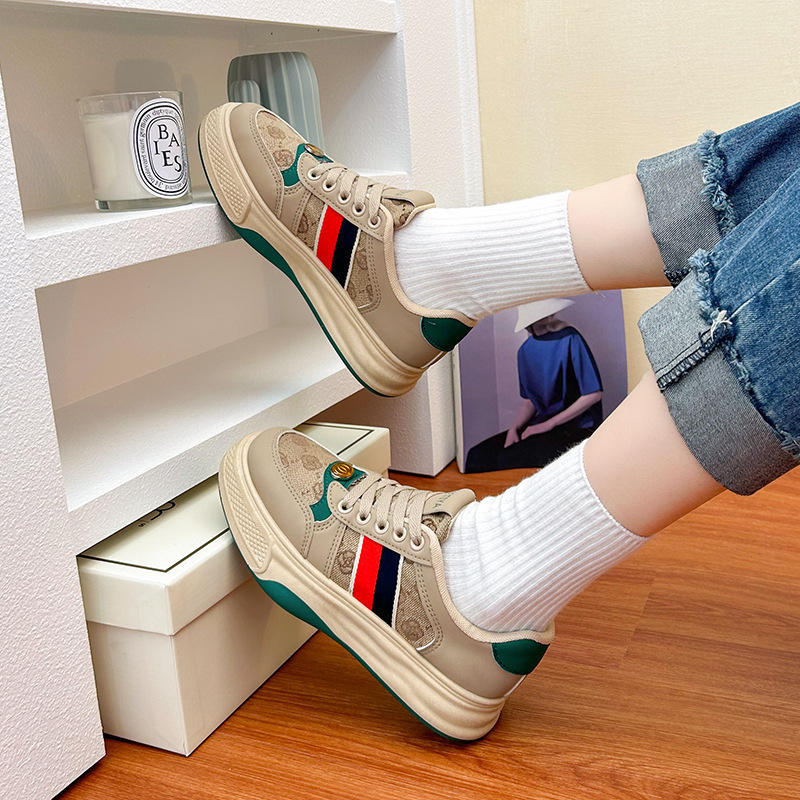 Fashion New Women's Casual Shoes Autumn Thick Bottom Soft Bottom Non-slip Sneakers Fashionable Comfortable All-match Sports Casual Shoes