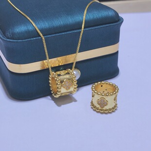 18K Gold Starry Kaleidoscope Moissanite 20-Inch Pendant Gold Small Waist Necklace Fashion Transfer Bead Clavicle Chain