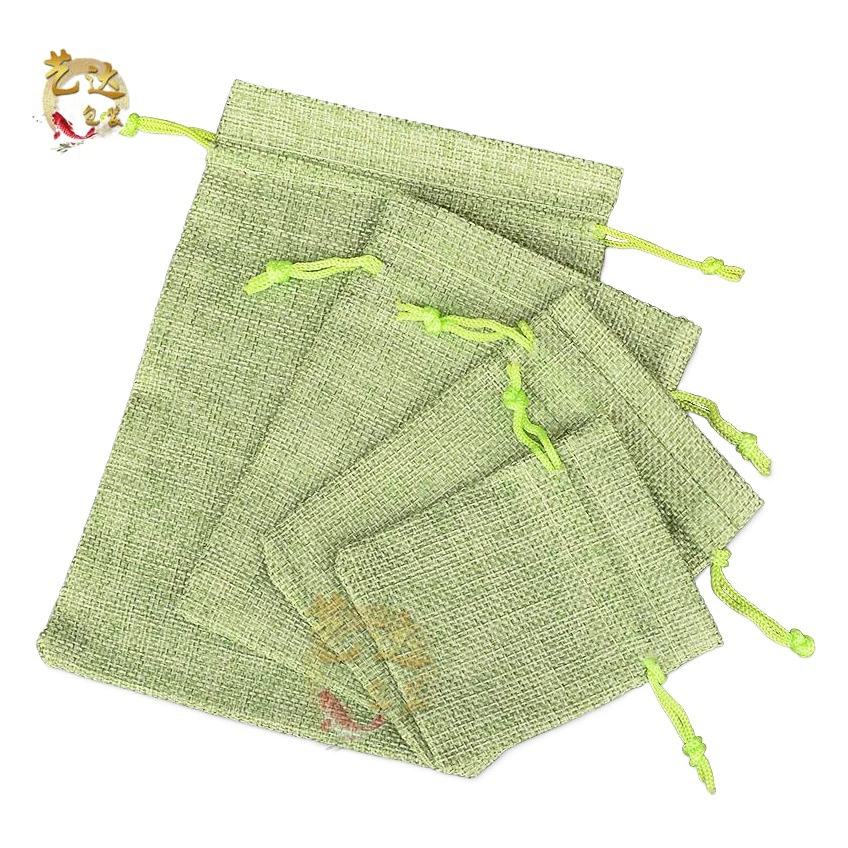 Льняной мешочек на шнурке для хранения браслетов и аксессуаров, в художественном стиле.