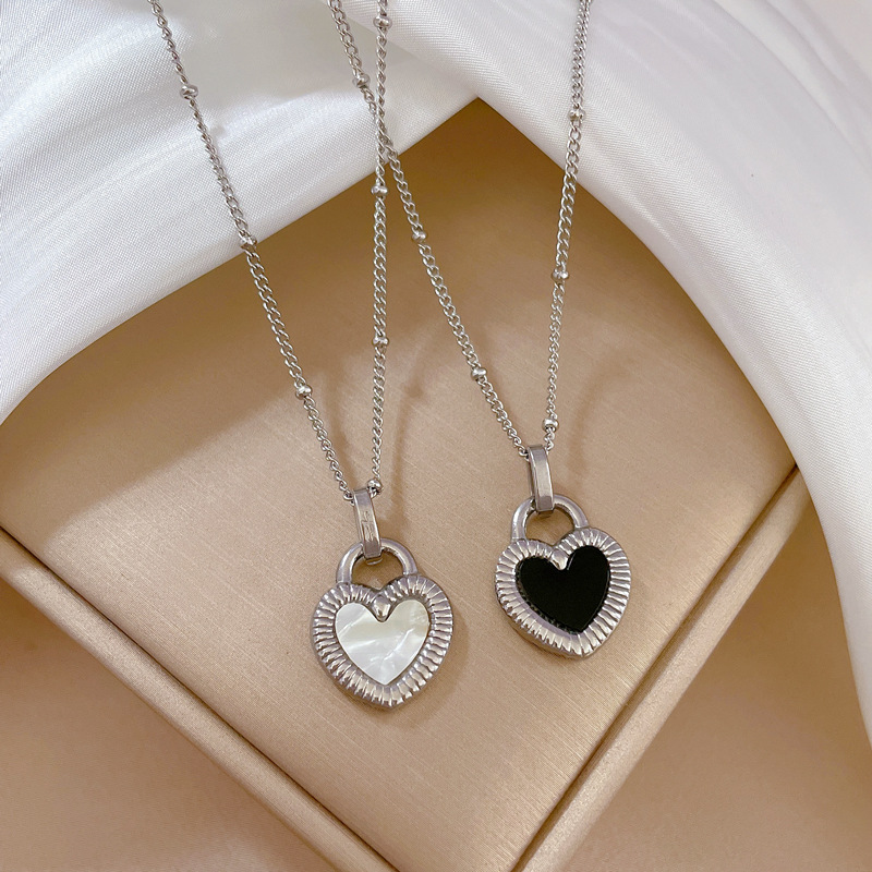 Fashion Heart Shape Titanium Steel Inlay Shell Pendant Necklace 1 Piece