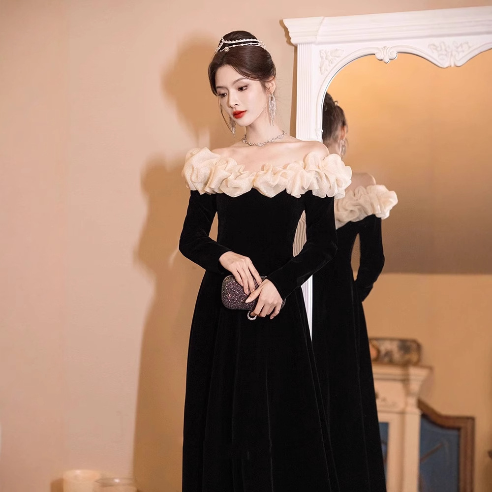 One-Shoulder Black Evening Dress 2026 New Long-Sleeved Banquet French Light Luxury Niche Host Dress