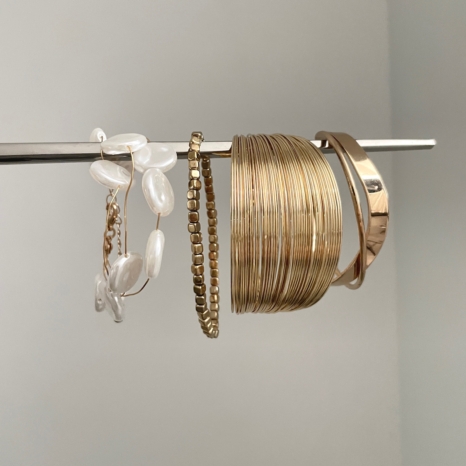 European and American New Style Personalized Baroque Pearl Beaded Bracelet Fashion Niche Simple Irregular Multi-Layer Bracelet Set