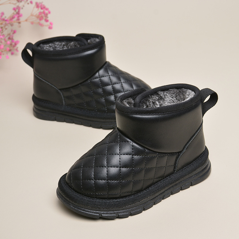 Botas de nieve cálidas para niños, muy vendidas en invierno, botas casuales de algodón con forro polar para niños y niñas, venta al por mayor transfronteriza de calzado de algodón.