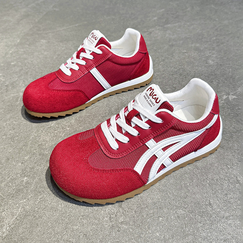 Zapatos de entrenamiento alemán de suela suave para niñas 2026 verano nuevo estilo de moda infantil zapatos casuales de todos los tipos de zapatos deportivos para niños mayores
