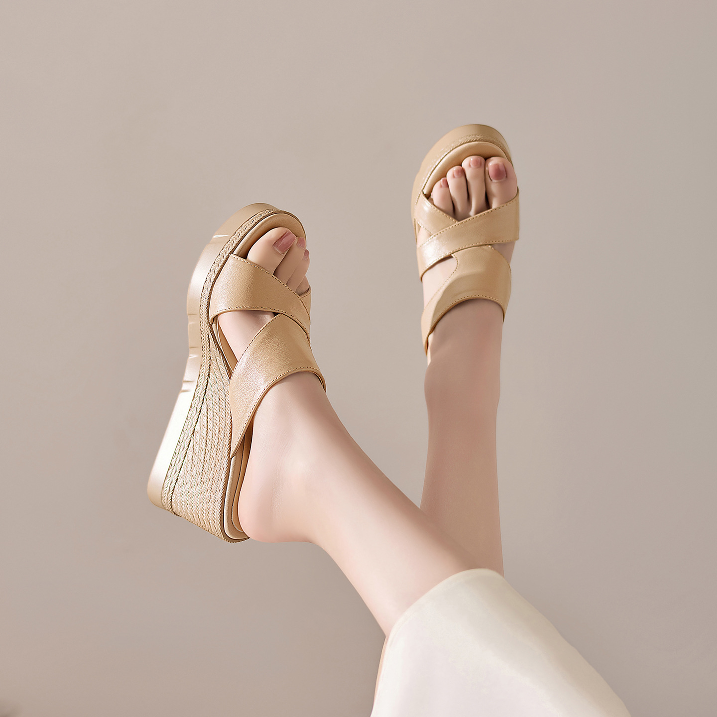 Sandal cao gót nữ hở mũi đế xuồng 10 cm — đen