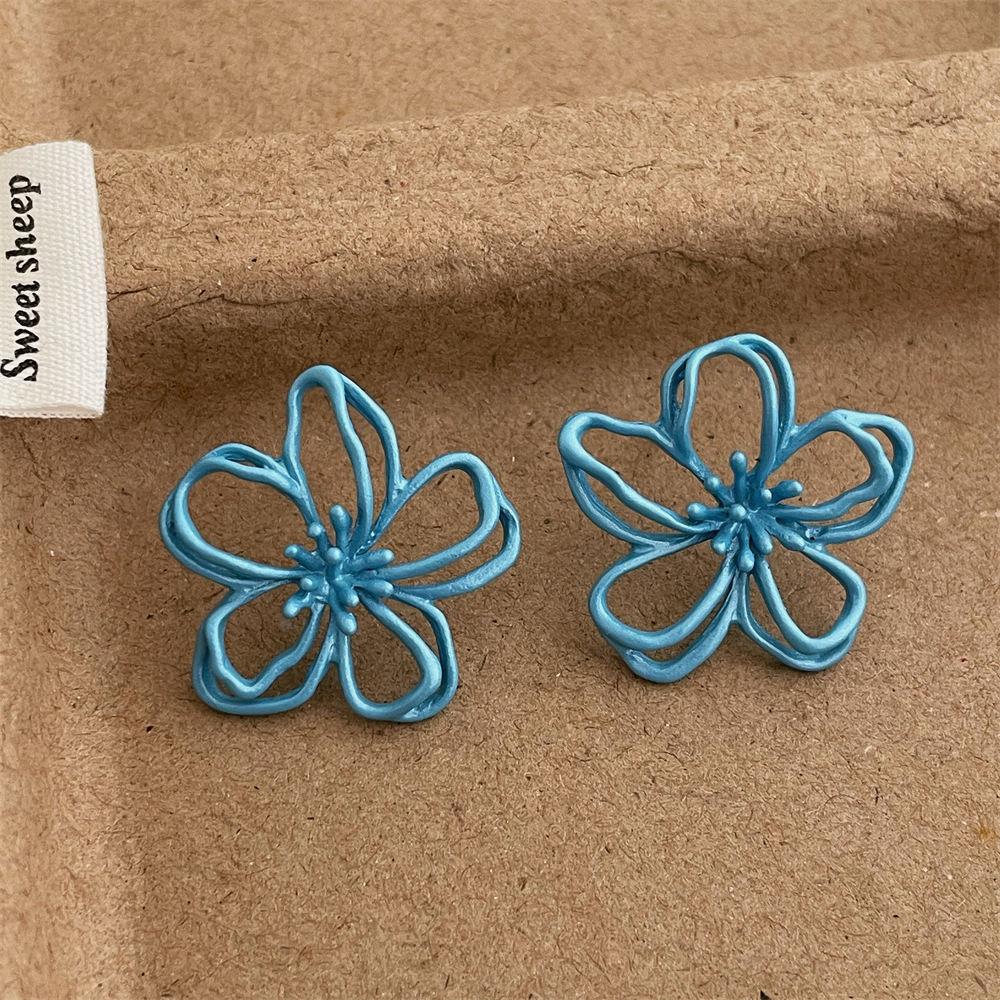 9g Weight 925 Sterling Silver Ear Needle Material Ear Studs Classification 1 Pair Quantity Holiday, Daily Occasion Alloy Material Flower Pattern All Seasons Season Women's Gender Elegant, Vintage Style, Sweet Style 1 Pair Elegant Vintage Style Sweet Flower Alloy Ear Studs 2