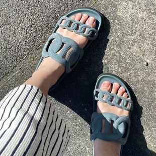 ���Q��Ь����i������Ƥܛ��Ů��Ь�⴩һ���ͺ�߅ɳ��Ь�W���L