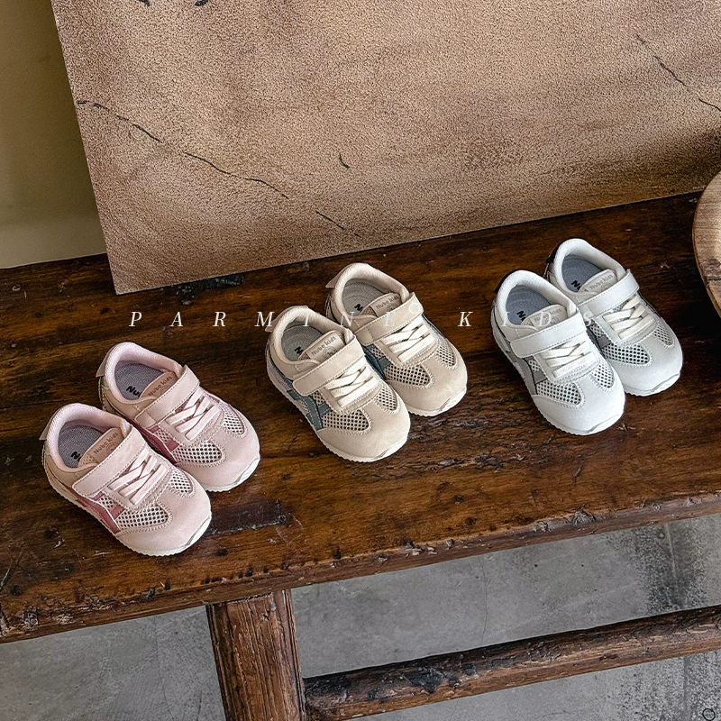Повседневные кроссовки для девочек Летние новые женские сетчатые одиночные туфли для девочек