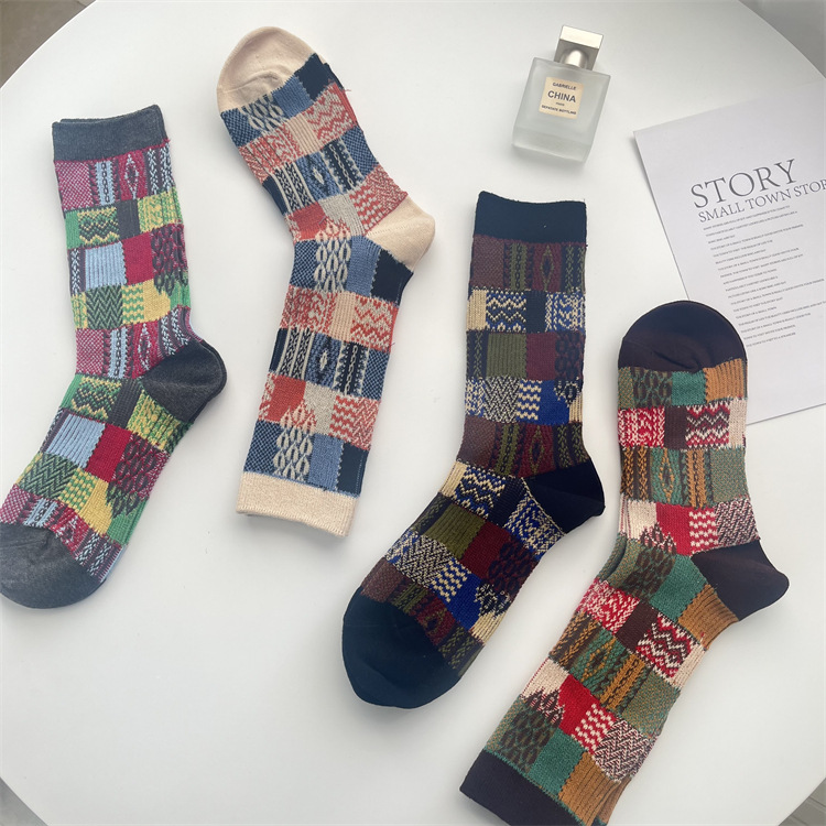 Unisexe Style Japonais Bloc De Couleur Coton Crew Socks Une Paire display picture 7